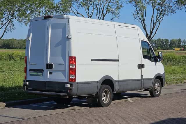 Iveco Daily (2013) thumbnail 3