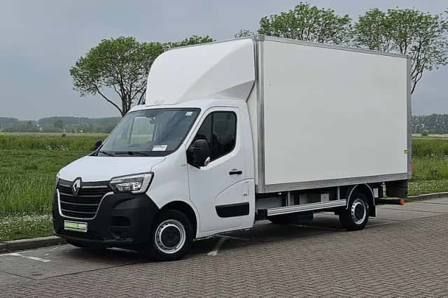 Renault Master (2023) thumbnail 2