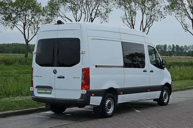 Mercedes-Benz Sprinter (2019) thumbnail 3