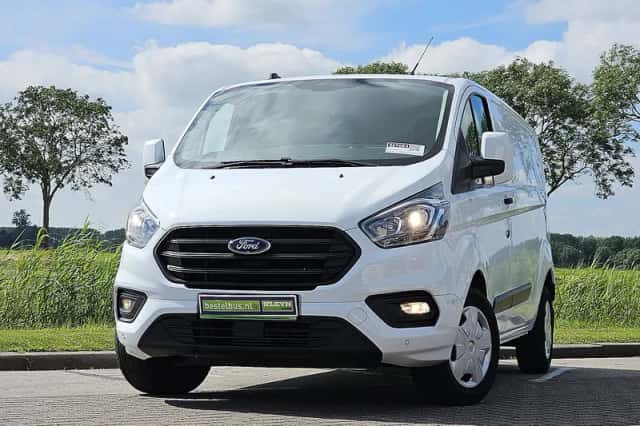 Ford Transit (2022) thumbnail 1
