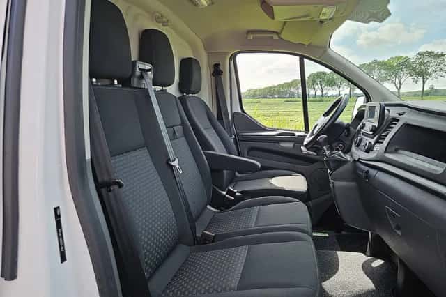 Ford Transit (2022) thumbnail 6