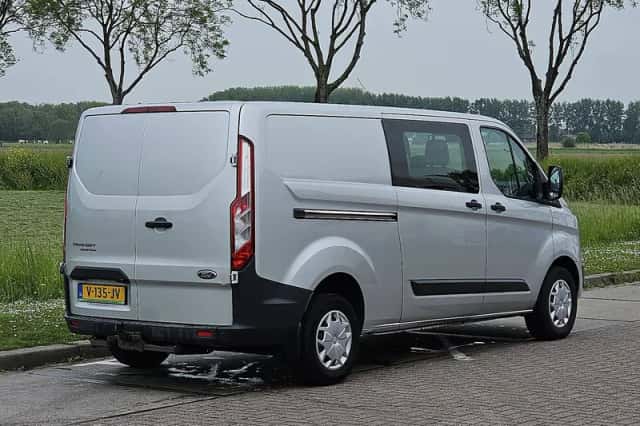 Ford Transit (2017) thumbnail 3