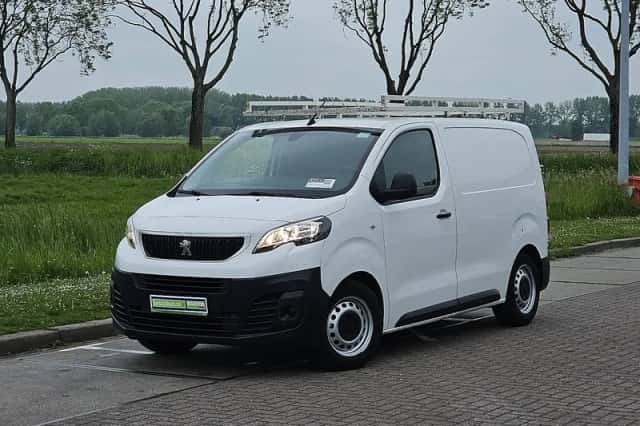 Peugeot Expert (2017) thumbnail 2