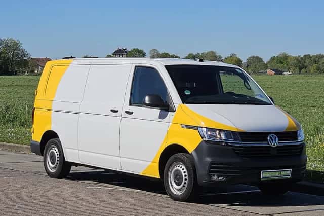 Volkswagen Transporter (2021) thumbnail 4