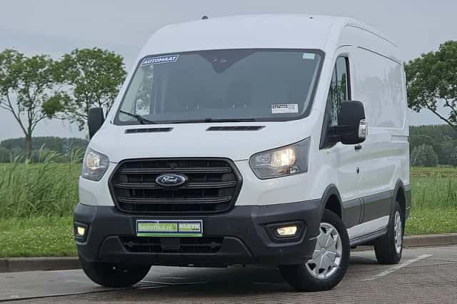 Ford Transit (2023) thumbnail 1