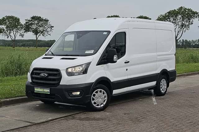 Ford Transit (2023) thumbnail 2