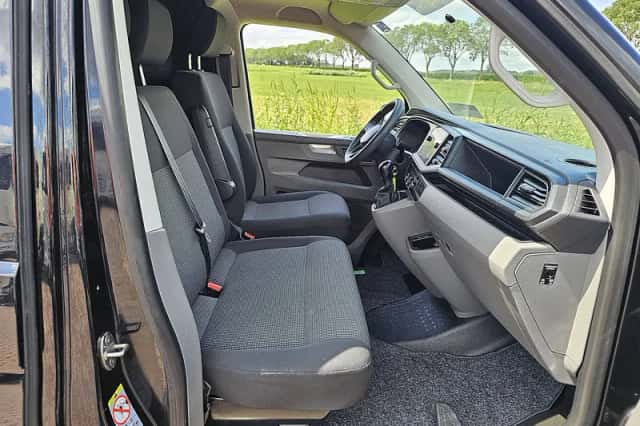 Volkswagen Transporter (2022) thumbnail 6