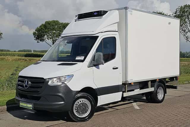 Mercedes-Benz Sprinter (2021) thumbnail 2