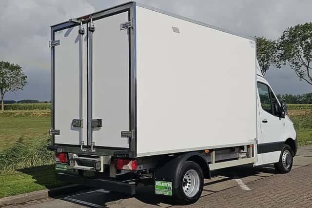 Mercedes-Benz Sprinter (2021) thumbnail 3