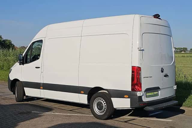 Mercedes-Benz Sprinter (2022) thumbnail 5