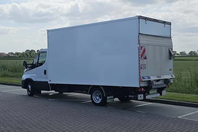 Iveco Daily (2024) thumbnail 5