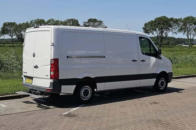 Volkswagen Crafter (2014) thumbnail 3