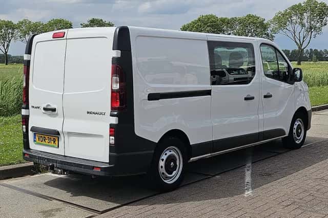 Renault Trafic (2019) thumbnail 3