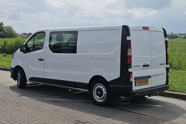 Renault Trafic (2019) thumbnail 5