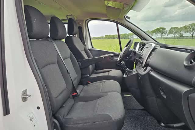 Renault Trafic (2019) thumbnail 6