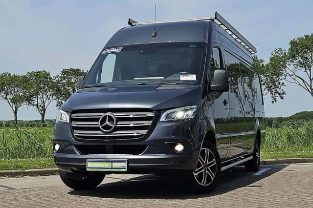 Mercedes-Benz Sprinter (2019) thumbnail 1