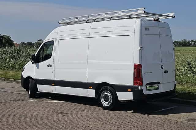 Mercedes-Benz Sprinter (2024) thumbnail 5