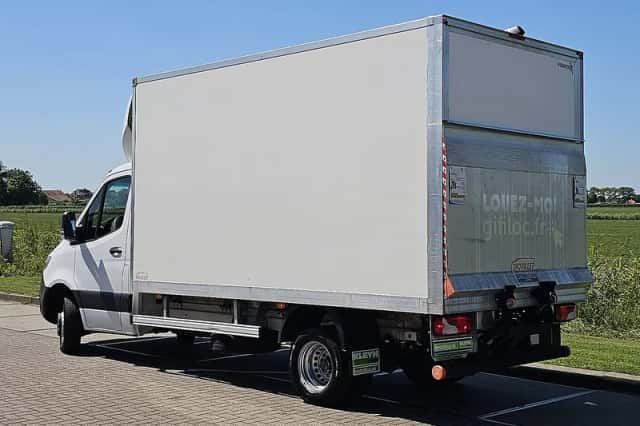 Mercedes-Benz Sprinter (2024) thumbnail 5