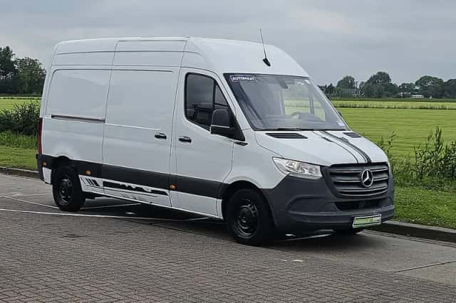 Mercedes-Benz Sprinter (2020) thumbnail 4