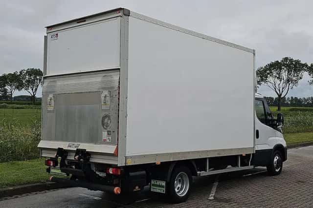 Iveco Daily (2024) thumbnail 3