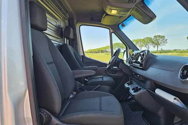 Mercedes-Benz Sprinter (2022) thumbnail 6