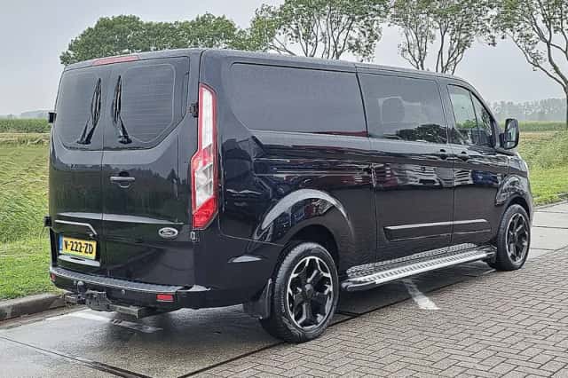 Ford Transit (2019) thumbnail 3