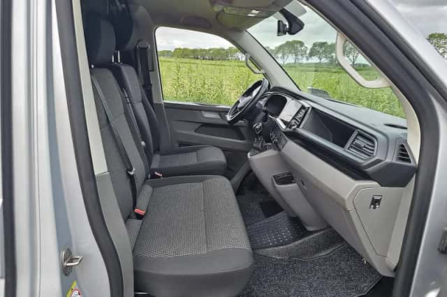 Volkswagen Transporter (2021) thumbnail 6