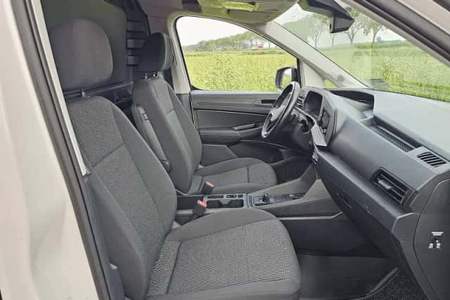 Volkswagen Caddy (2023) thumbnail 6