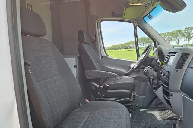 Mercedes-Benz Sprinter (2017) thumbnail 6
