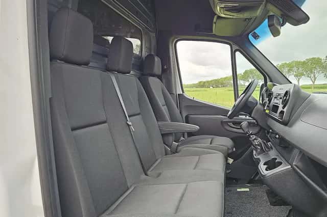 Mercedes-Benz Sprinter (2022) thumbnail 6