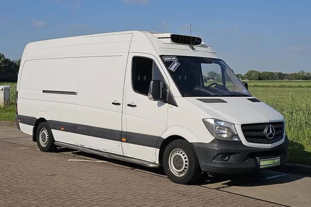 Mercedes-Benz Sprinter (2016) thumbnail 4