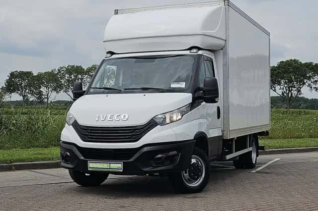 Iveco Daily (2022) thumbnail 1