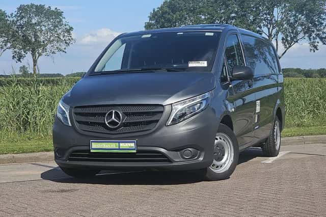 Mercedes-Benz Vito (2021) thumbnail 1