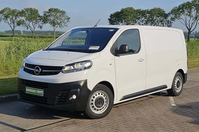 Opel Vivaro (2023) thumbnail 2