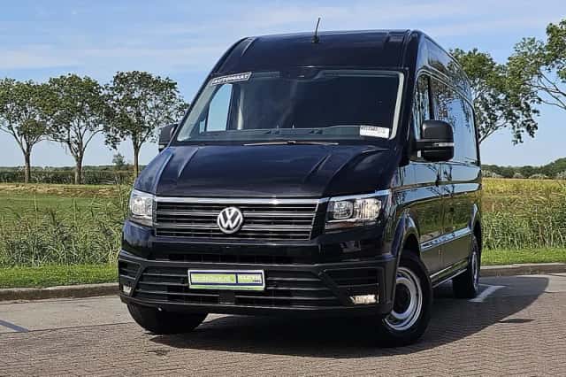 Volkswagen Crafter (2021) thumbnail 1