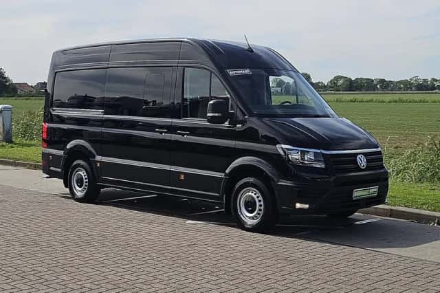 Volkswagen Crafter (2021) thumbnail 4