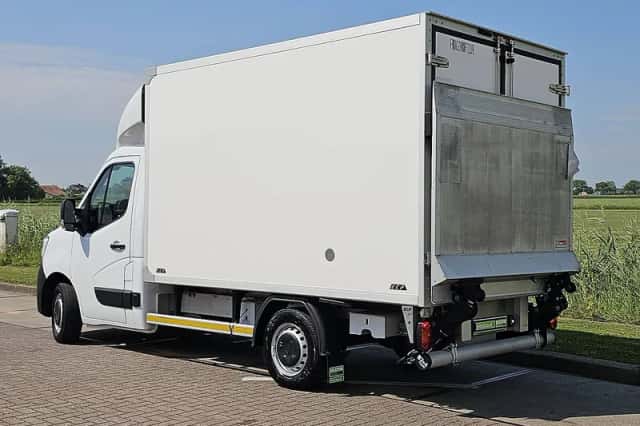 Renault Master (2023) thumbnail 5