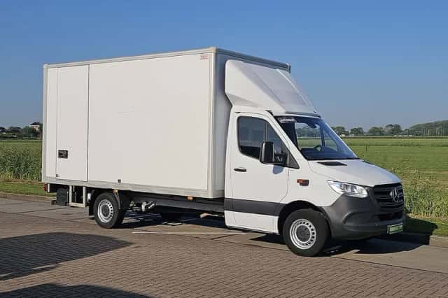 Mercedes-Benz Sprinter (2022) thumbnail 4