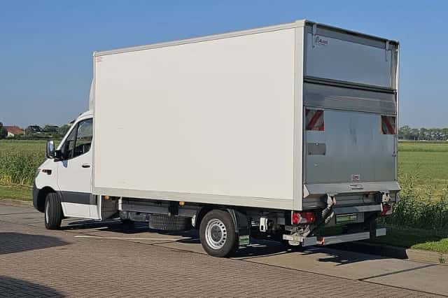 Mercedes-Benz Sprinter (2022) thumbnail 5