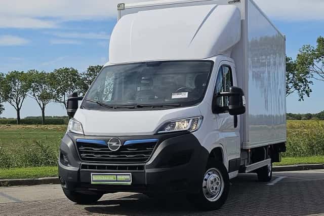 Opel Movano (2022) thumbnail 1