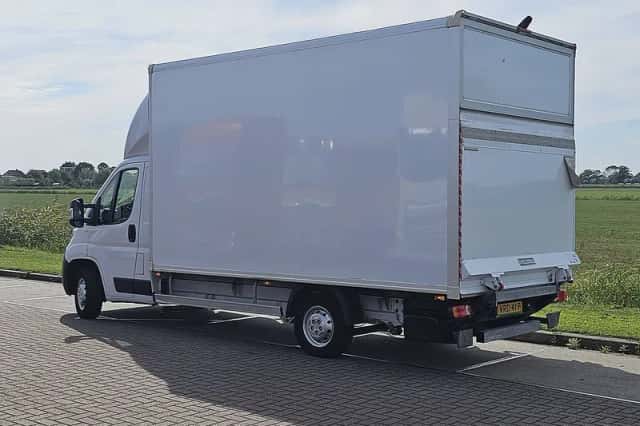 Opel Movano (2022) thumbnail 5