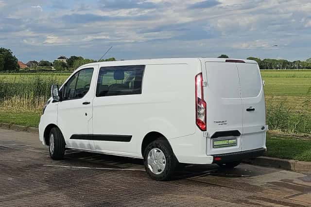Ford Transit (2021) thumbnail 5