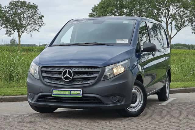 Mercedes-Benz Vito (2021) thumbnail 1