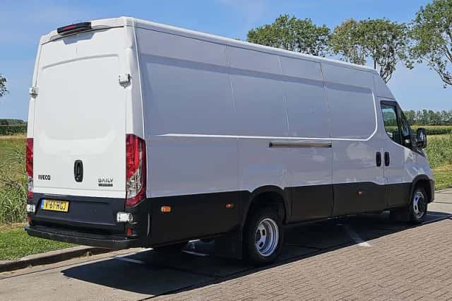 Iveco Daily (2021) thumbnail 3