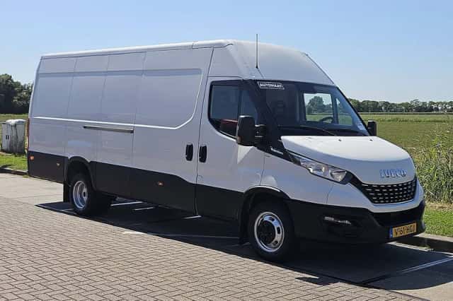 Iveco Daily (2021) thumbnail 4