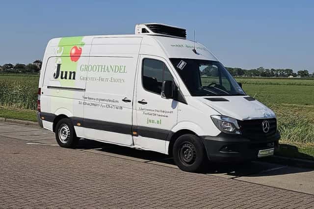 Mercedes-Benz Sprinter (2014) thumbnail 4