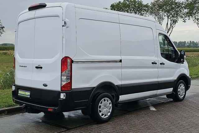 Ford Transit (2020) thumbnail 3