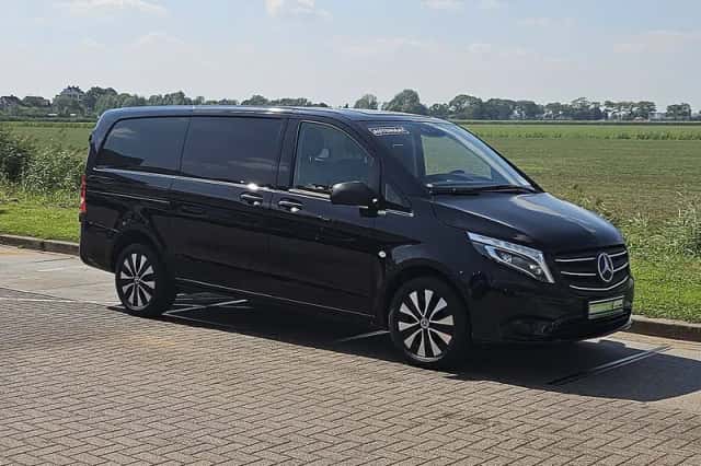 Mercedes-Benz Vito (2021) thumbnail 4