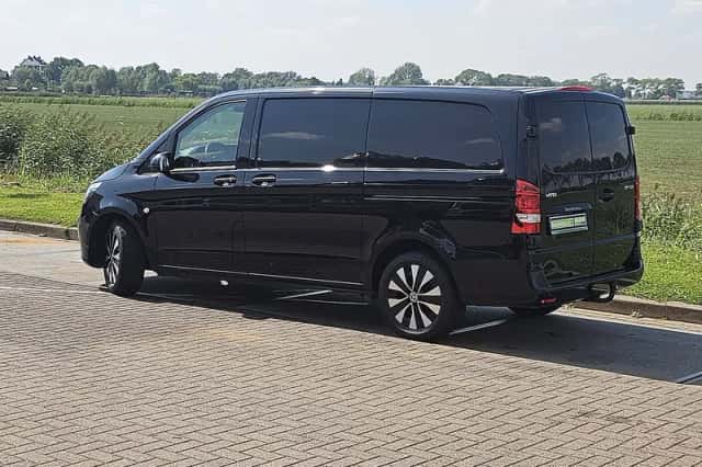 Mercedes-Benz Vito (2021) thumbnail 5