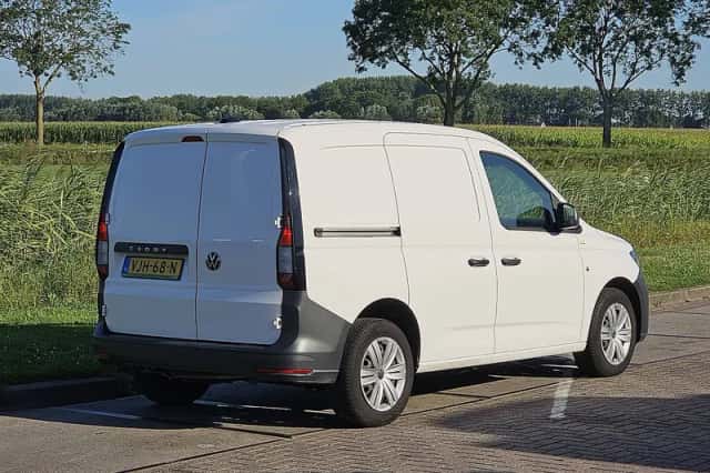 Volkswagen Caddy (2021) thumbnail 3